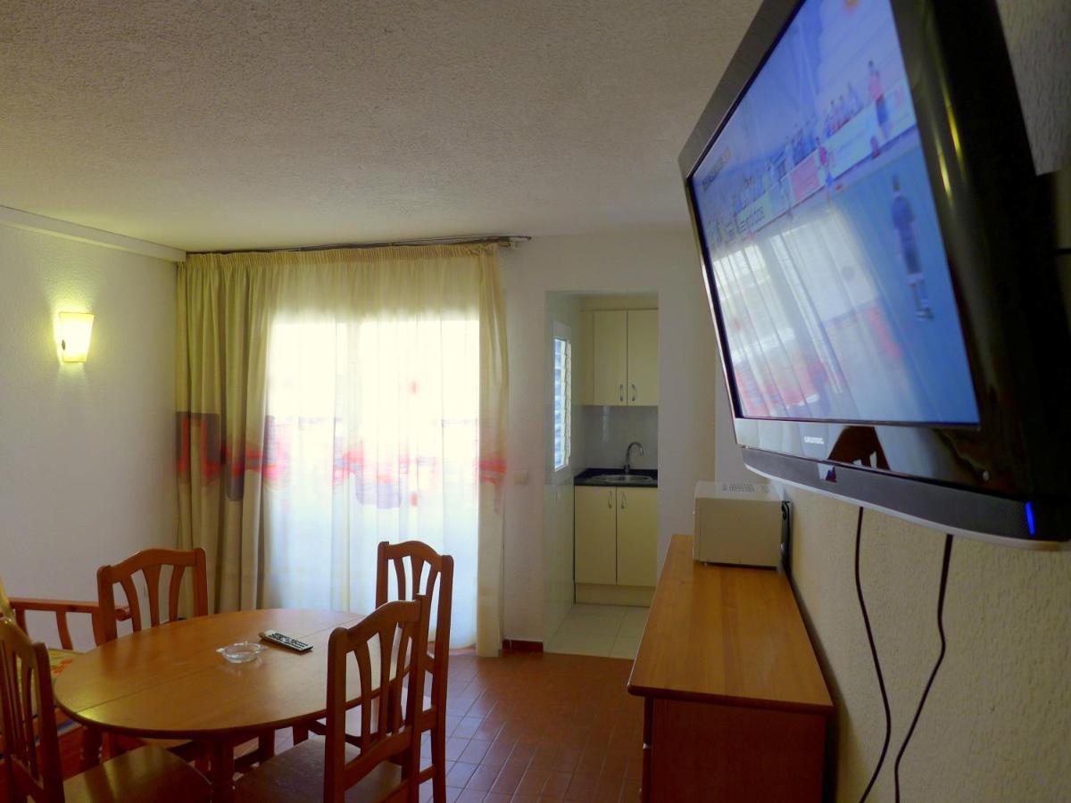 Alboran Study Apartment Салоу Екстериор снимка