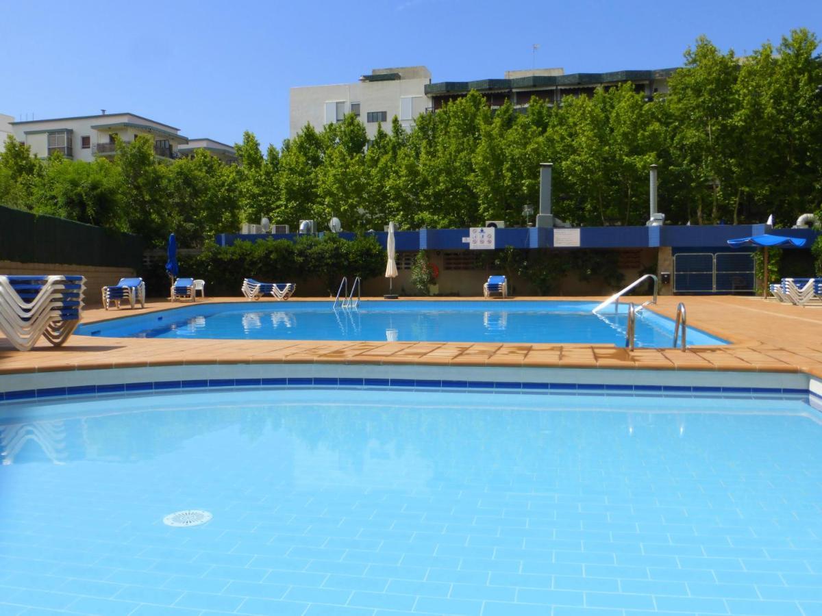 Alboran Study Apartment Салоу Екстериор снимка
